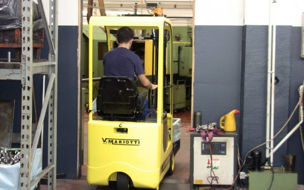 Micro Forklifts - Image 4