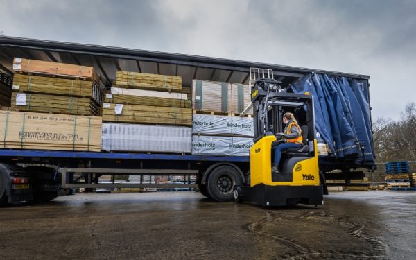 Reach Trucks on Find a Forklift (5)